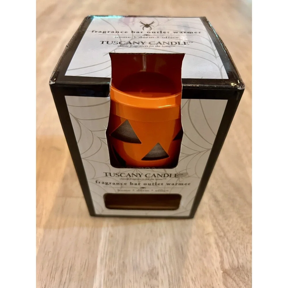New Tuscany Candle Fragrance Warmer Jack-O-Lantern Halloween Home Office Dorm